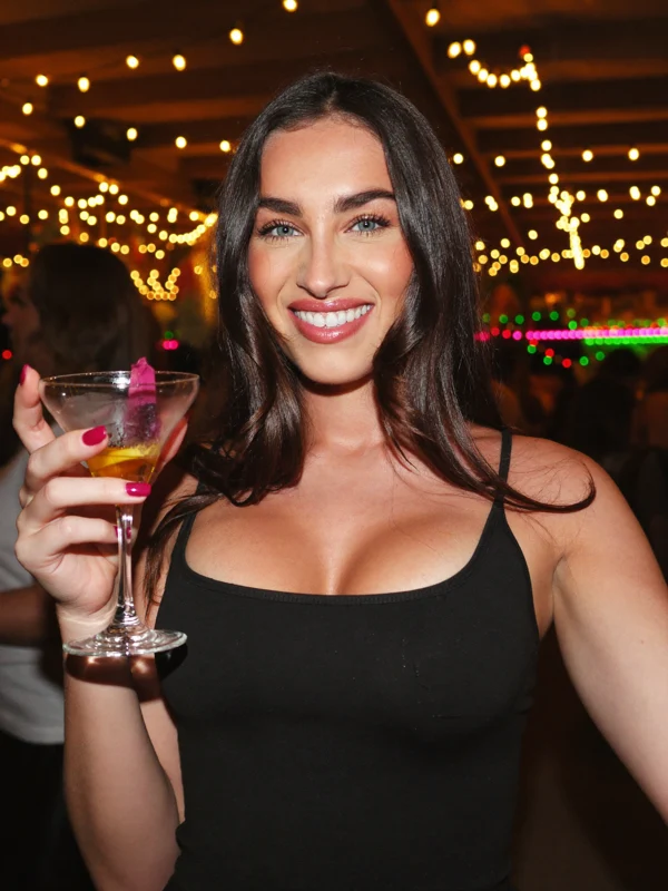 Female model 023, champagne nights